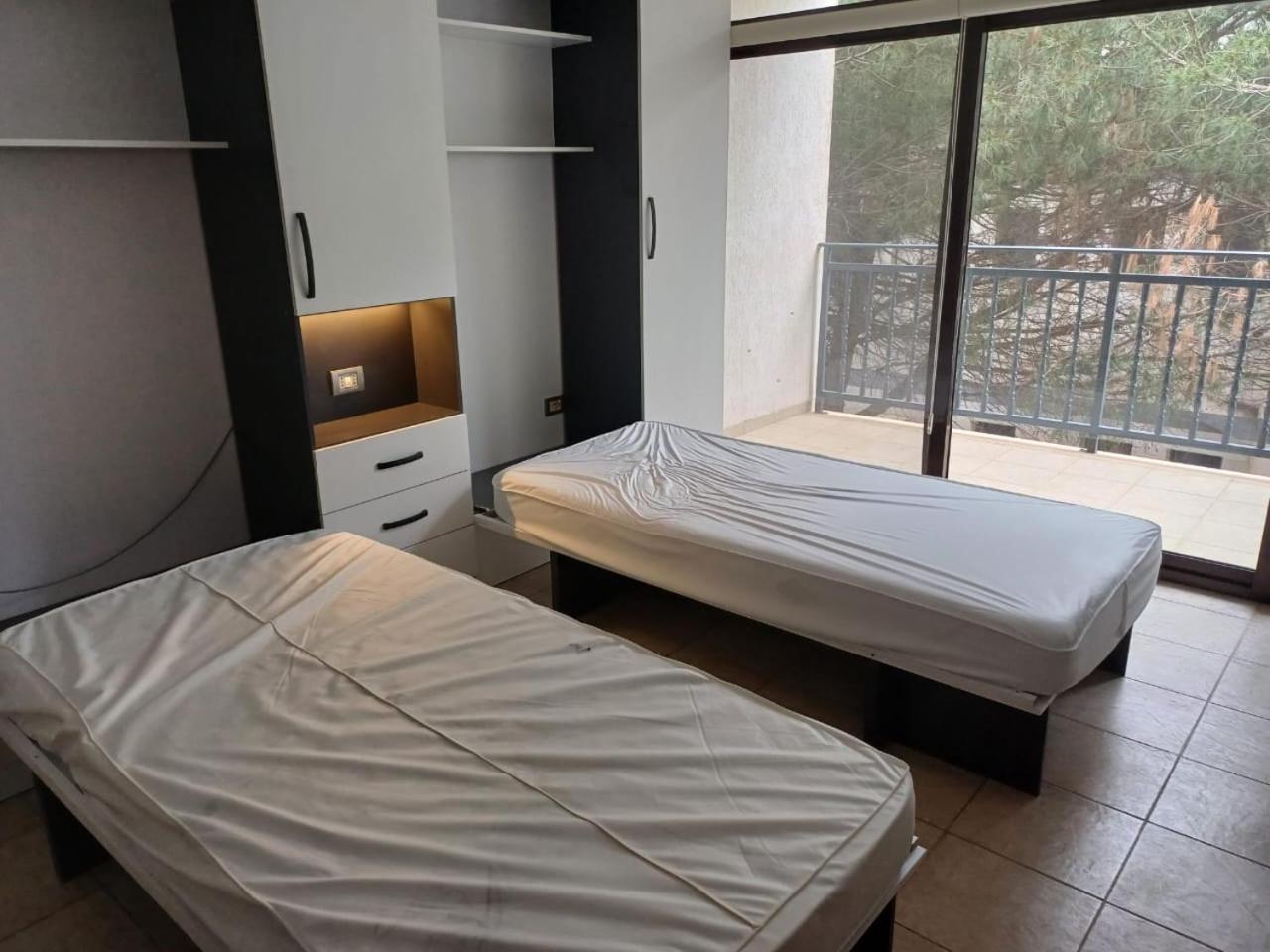 Flat Ergli Apartment Velipoje Exterior photo